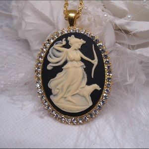 Aphrodite Renaissance Greek Goddess Cameo Necklace